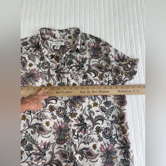 Rachel Zoe size medium, button-down, blouse, floral Paisley, print 100%Linen - Picture 3 of 5